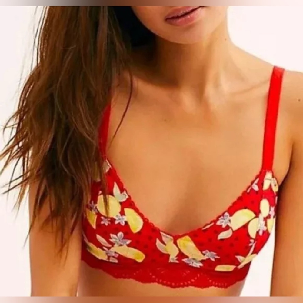 Free people Red Cherry 🍒 Floral Lace Bralette